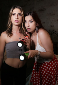 Kristen Scott, April Snow - Thrill Her - Girlsway