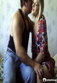 Banging the life out of my friend's mom