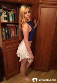 ICute stepsister strips and shows off her body