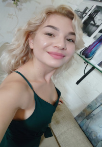 Blonde cutie loves teasing with her juicy parts